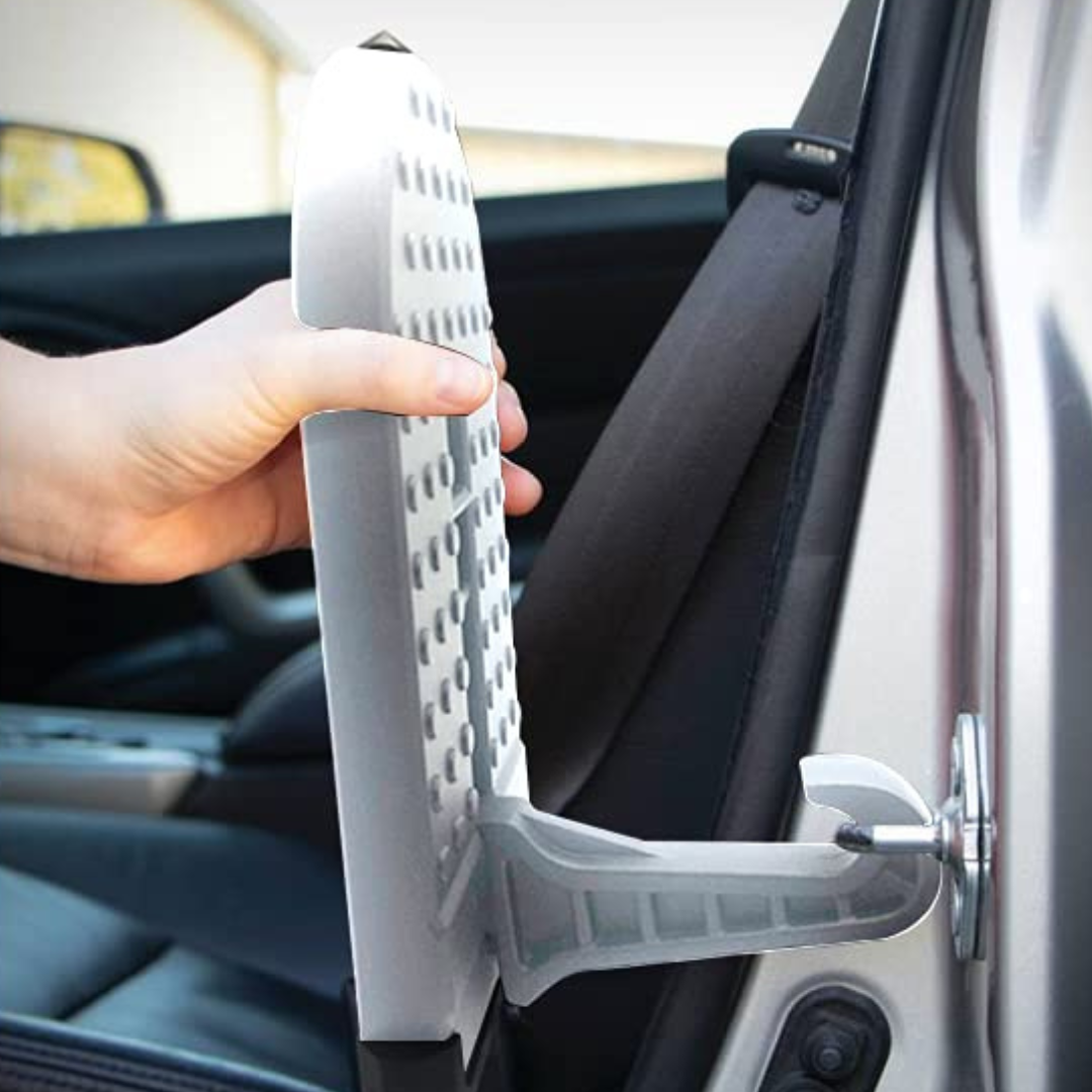Support marche pied voiture