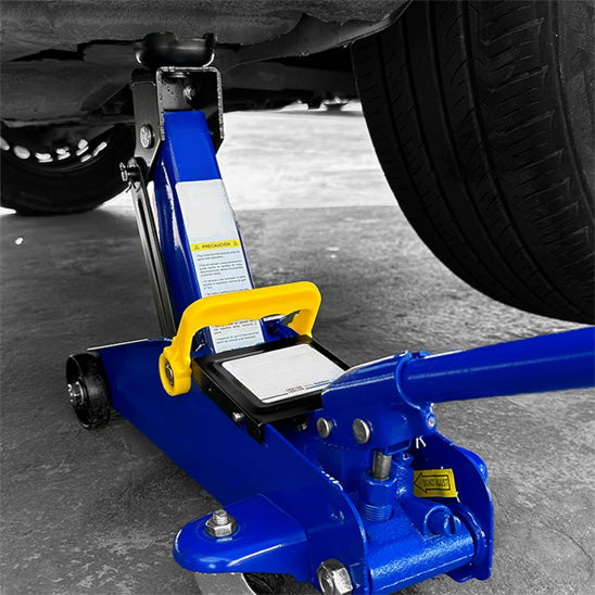 Cric hydraulique voiture
